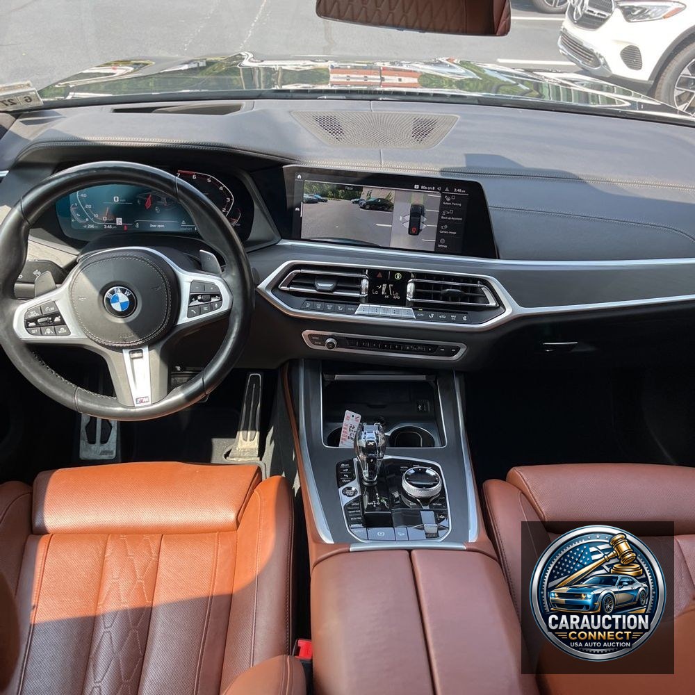 2022 BMW X7 M50i