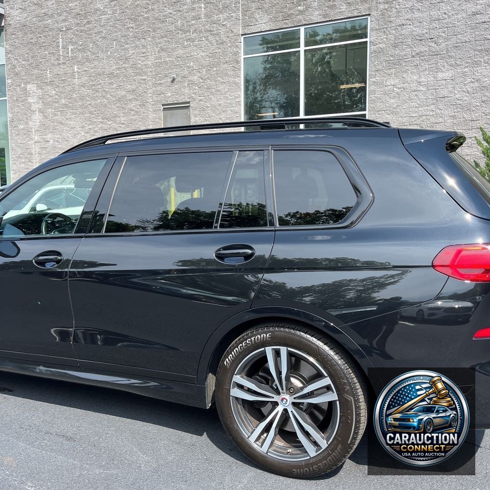 2022 BMW X7 M50i