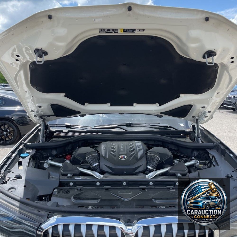 2022 BMW X7 ALPINA XB7