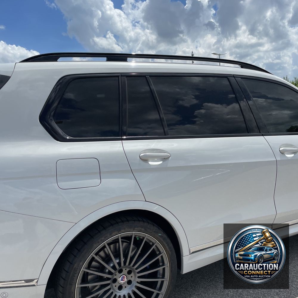 2022 BMW X7 ALPINA XB7