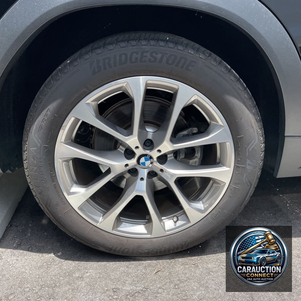 2023 BMW X6 XDrive40i