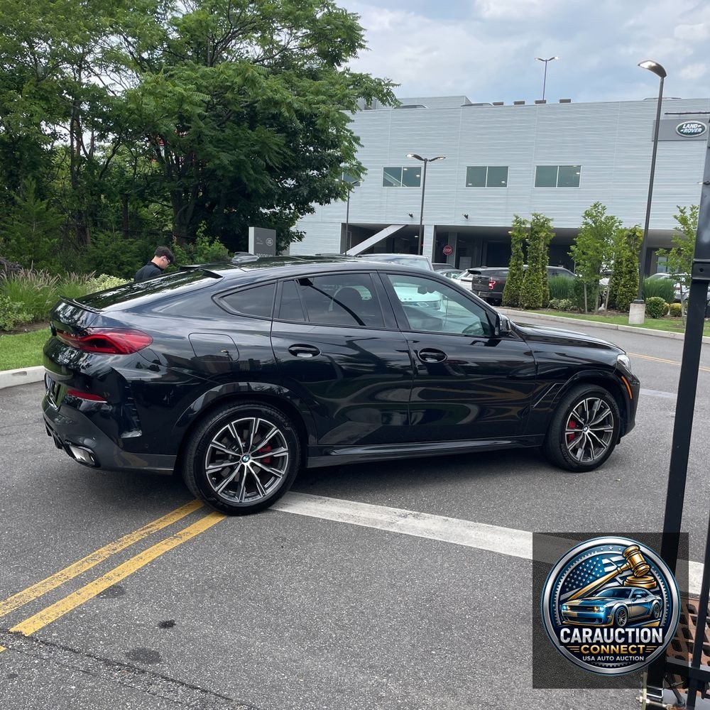 2023 BMW X6 XDrive40i