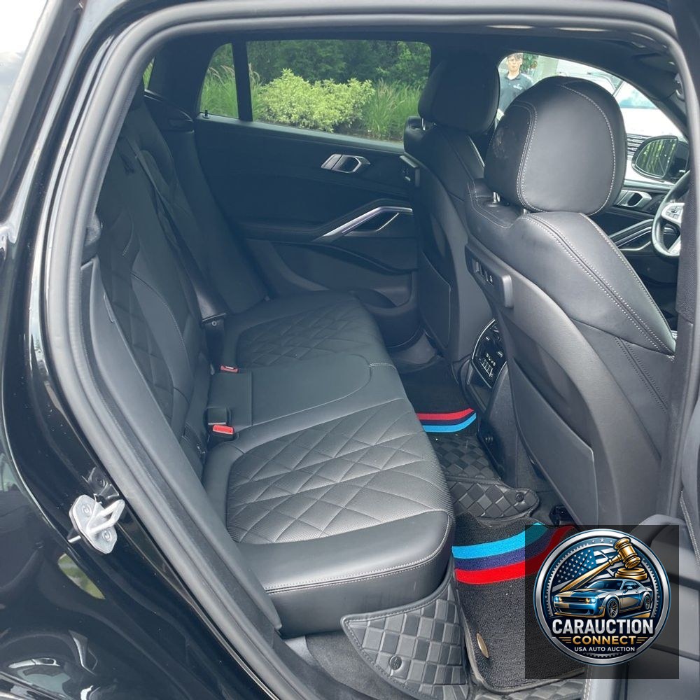 2023 BMW X6 XDrive40i