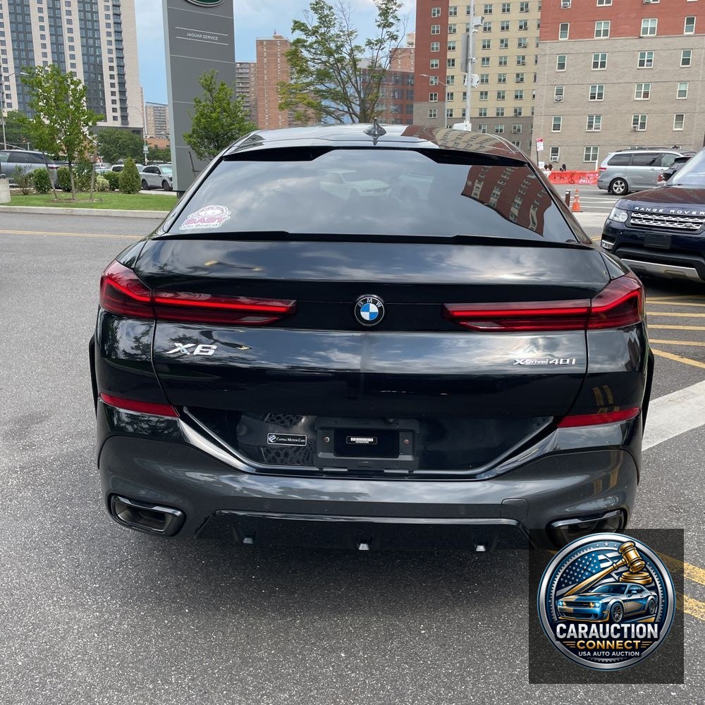 2023 BMW X6 XDrive40i