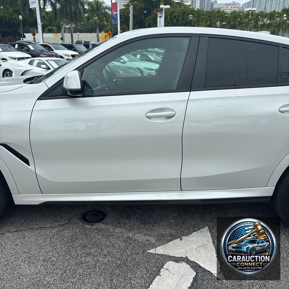 2022 BMW X6 XDrive40i
