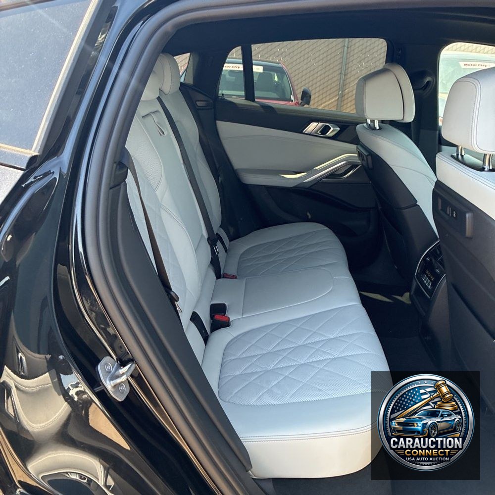 2023 BMW X6 XDrive40i
