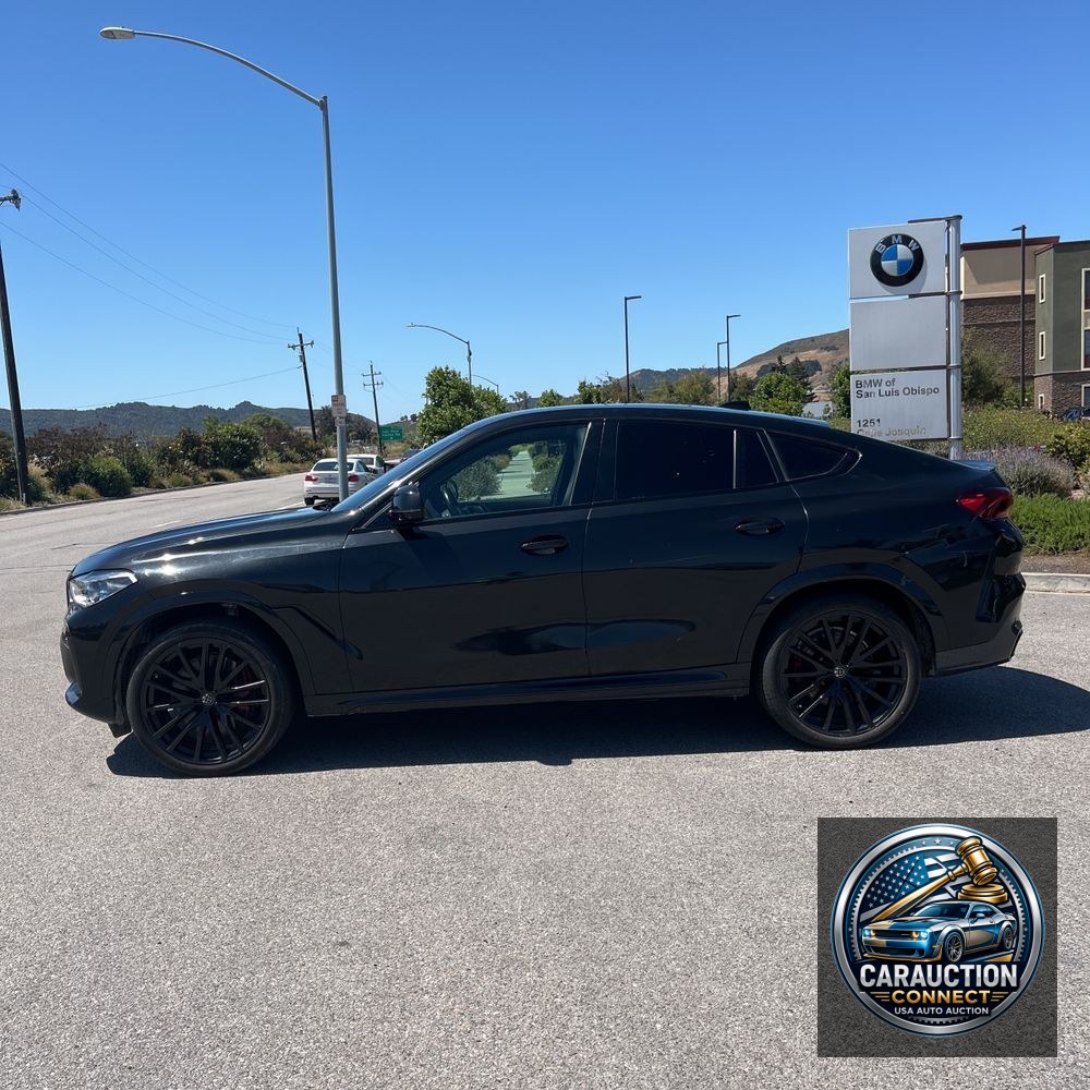 2022 BMW X6 M50i