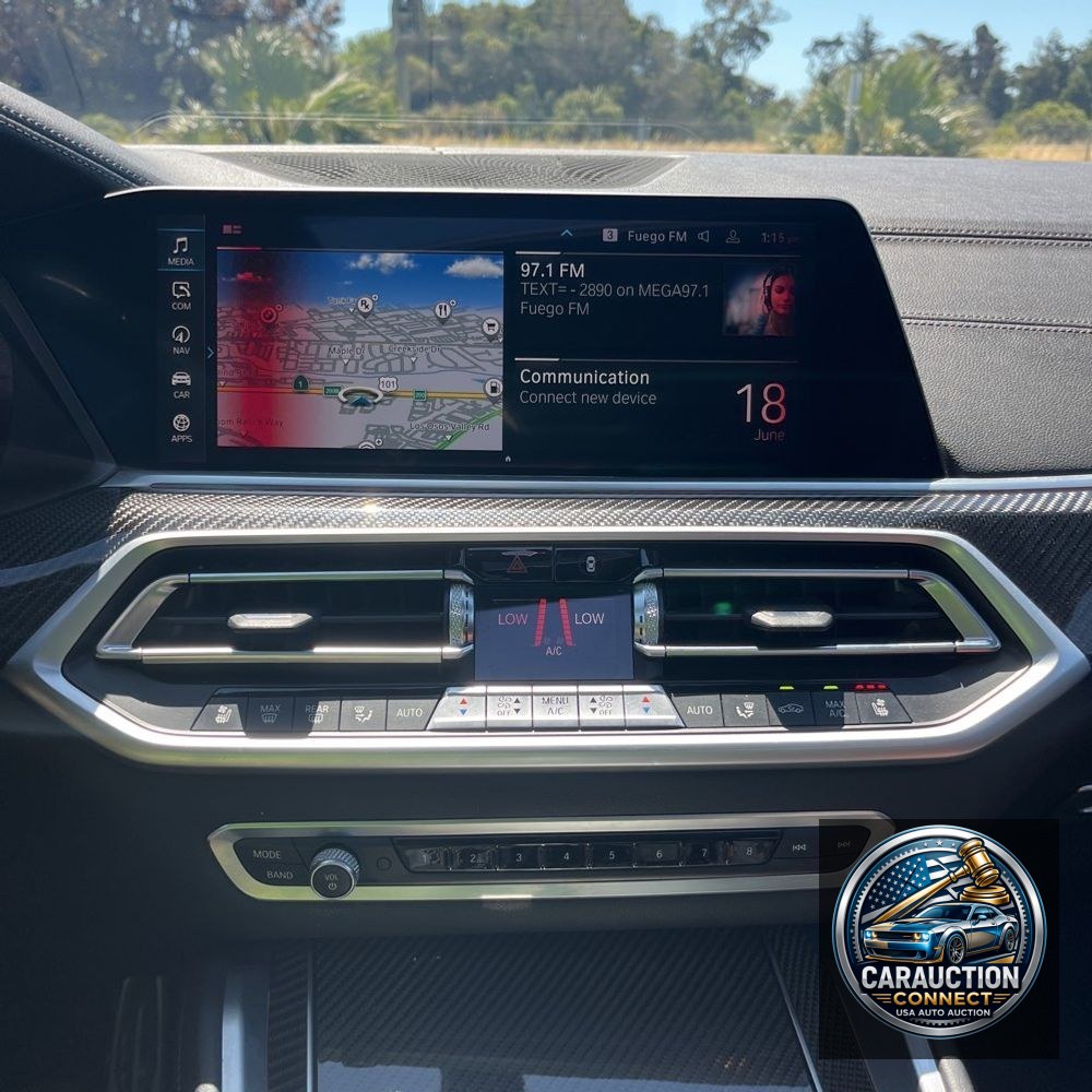 2022 BMW X6 M50i