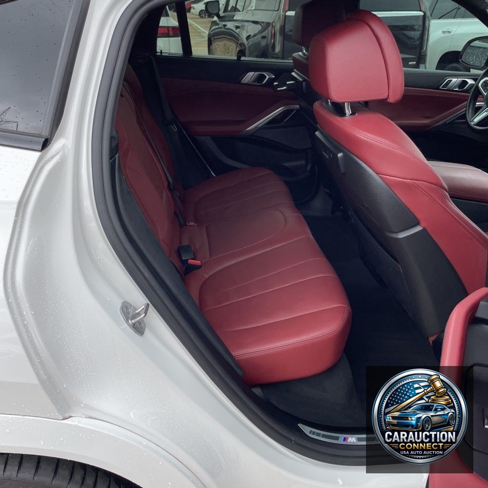 2022 BMW X6 M50i