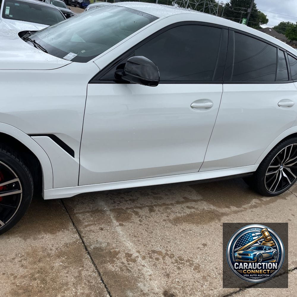 2022 BMW X6 M50i