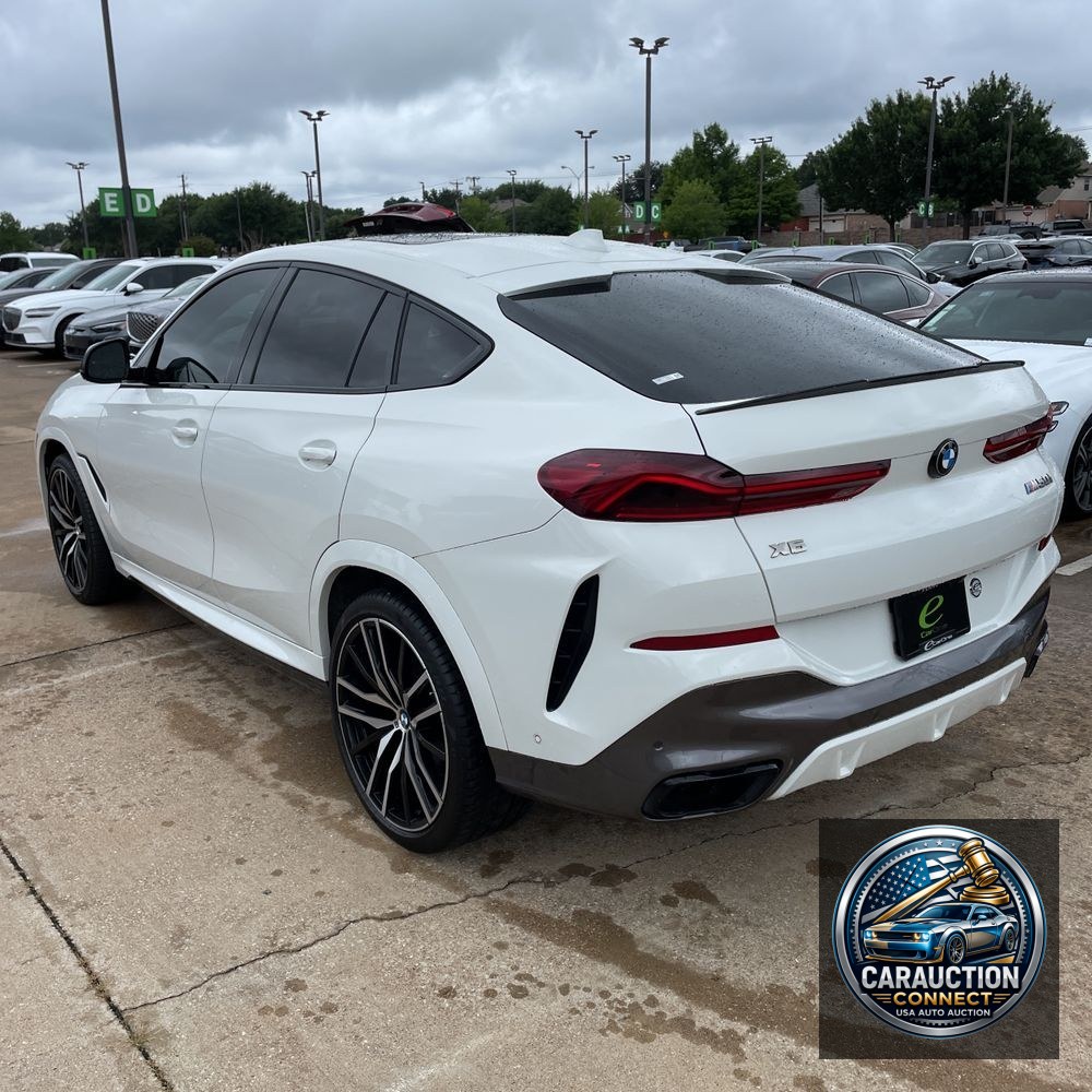 2022 BMW X6 M50i