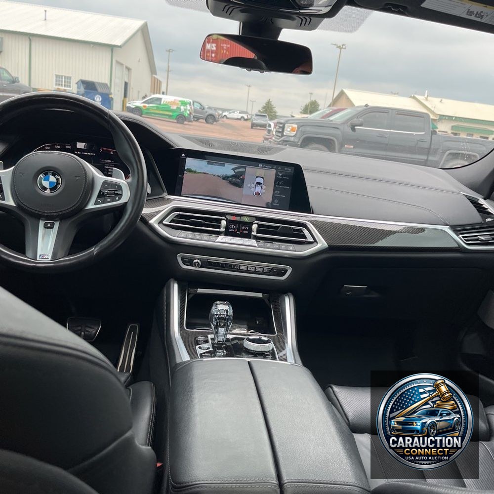 2020 BMW X6 M50i