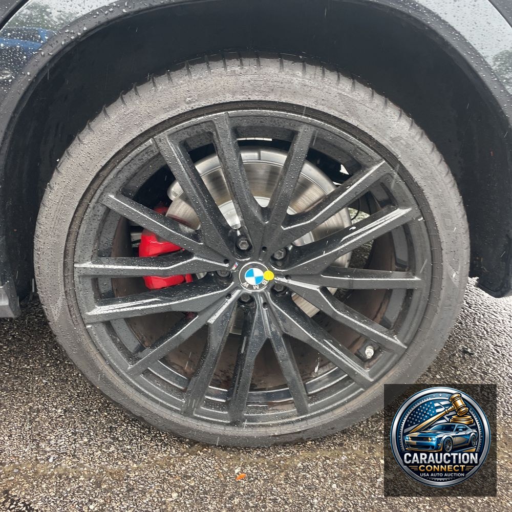 2021 BMW X6 M50i