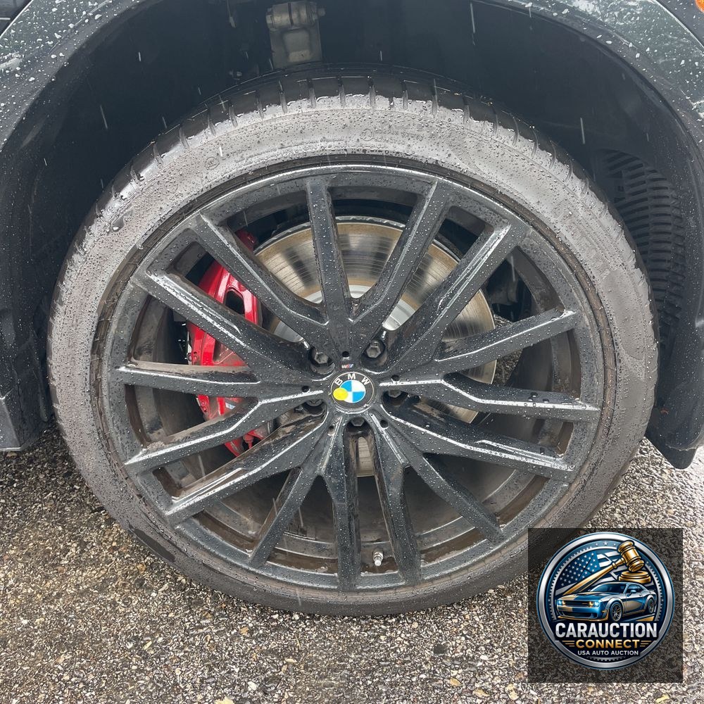 2021 BMW X6 M50i