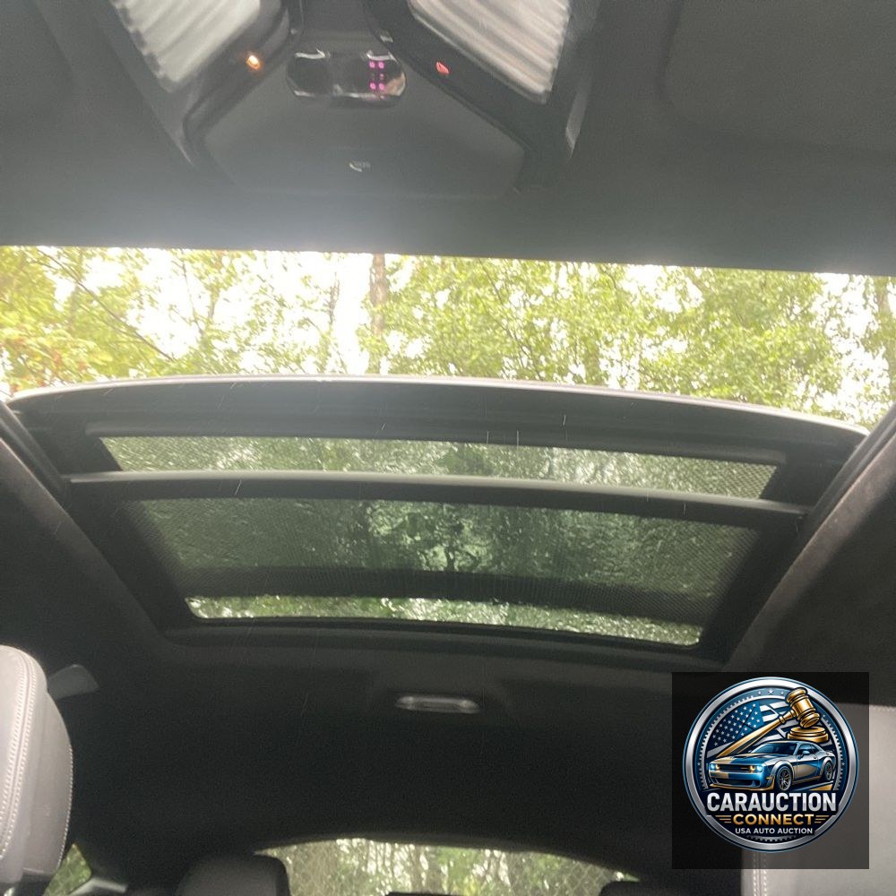 2021 BMW X6 M50i