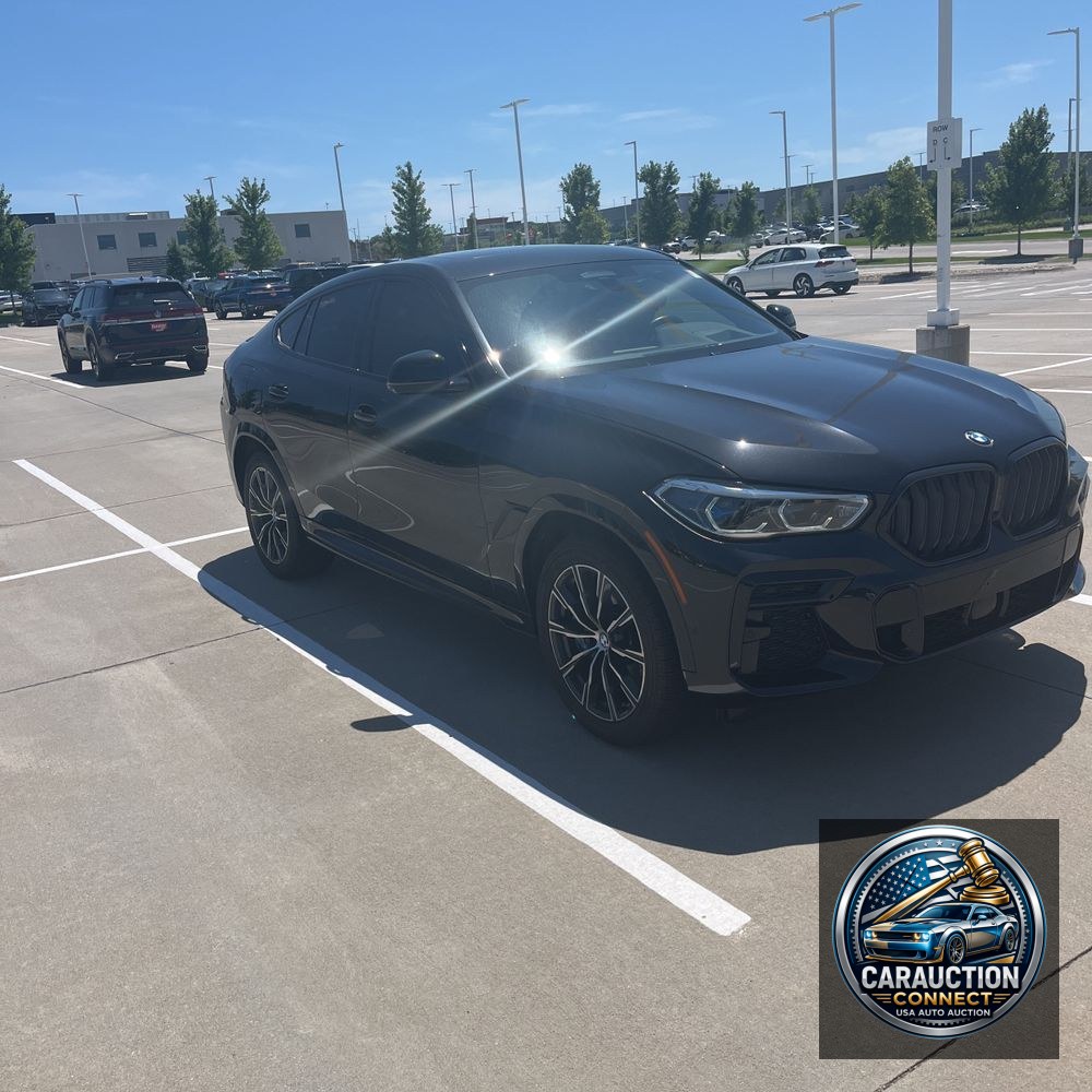 2022 BMW X6 M50i