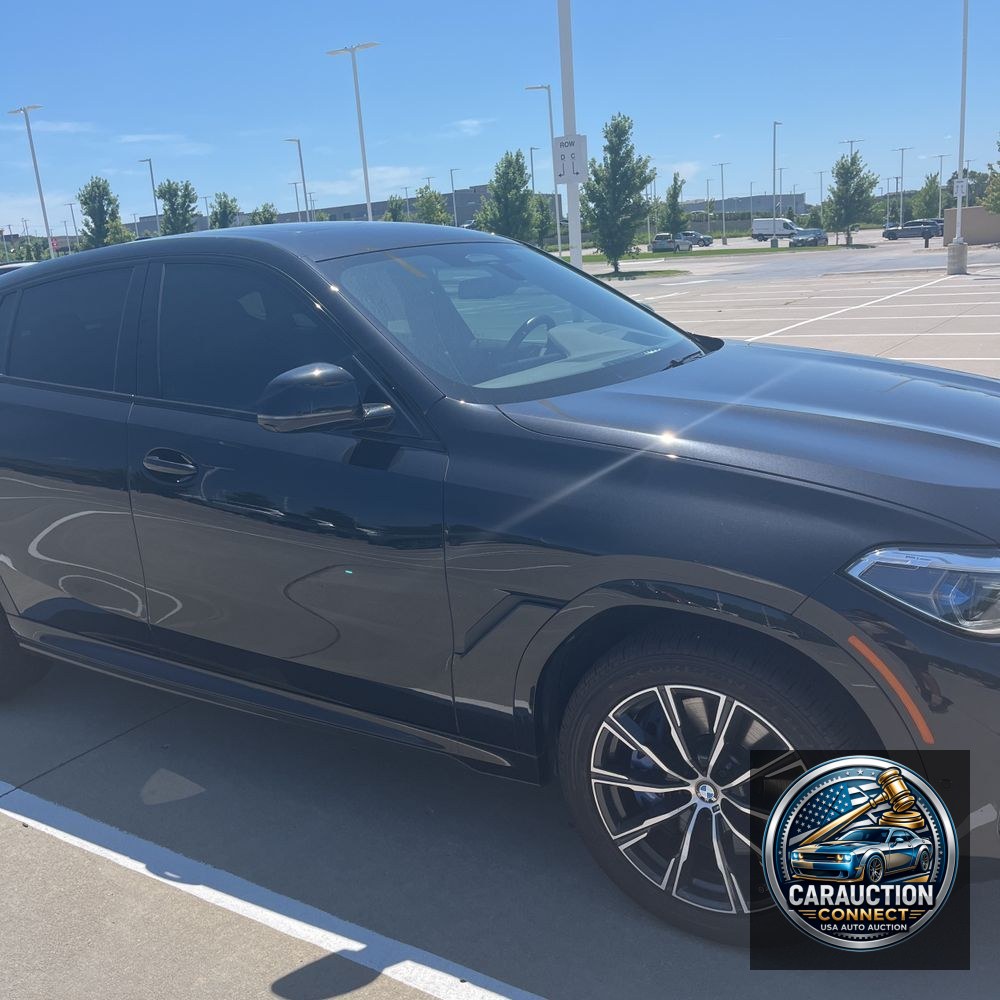 2022 BMW X6 M50i