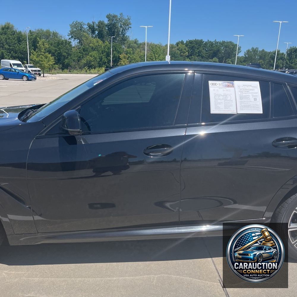 2022 BMW X6 M50i