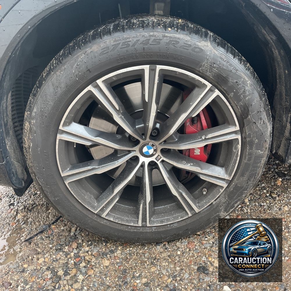 2023 BMW X6 M50i