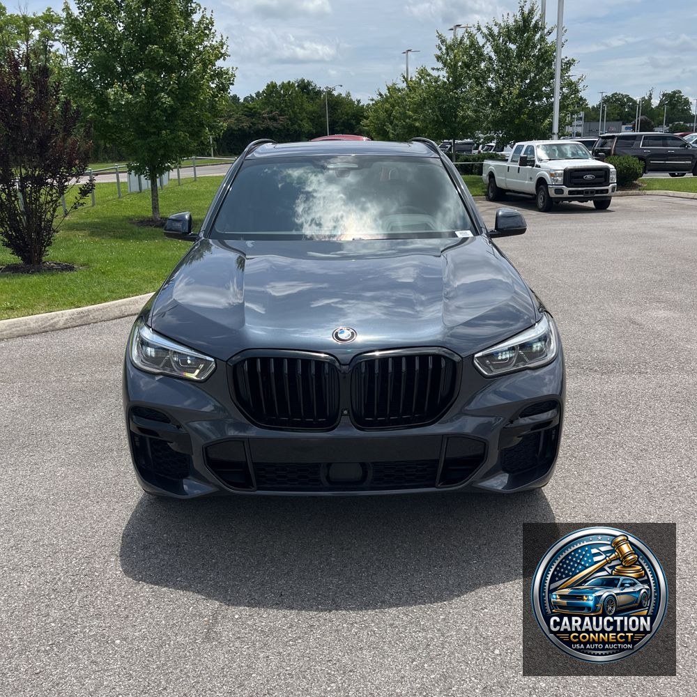 2022 BMW X5 M50i