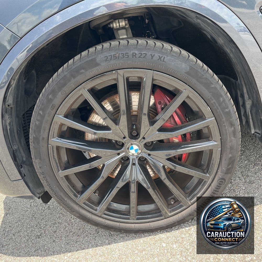 2022 BMW X5 M50i