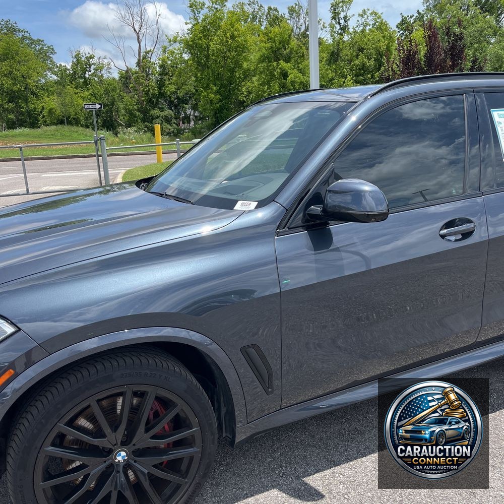 2022 BMW X5 M50i
