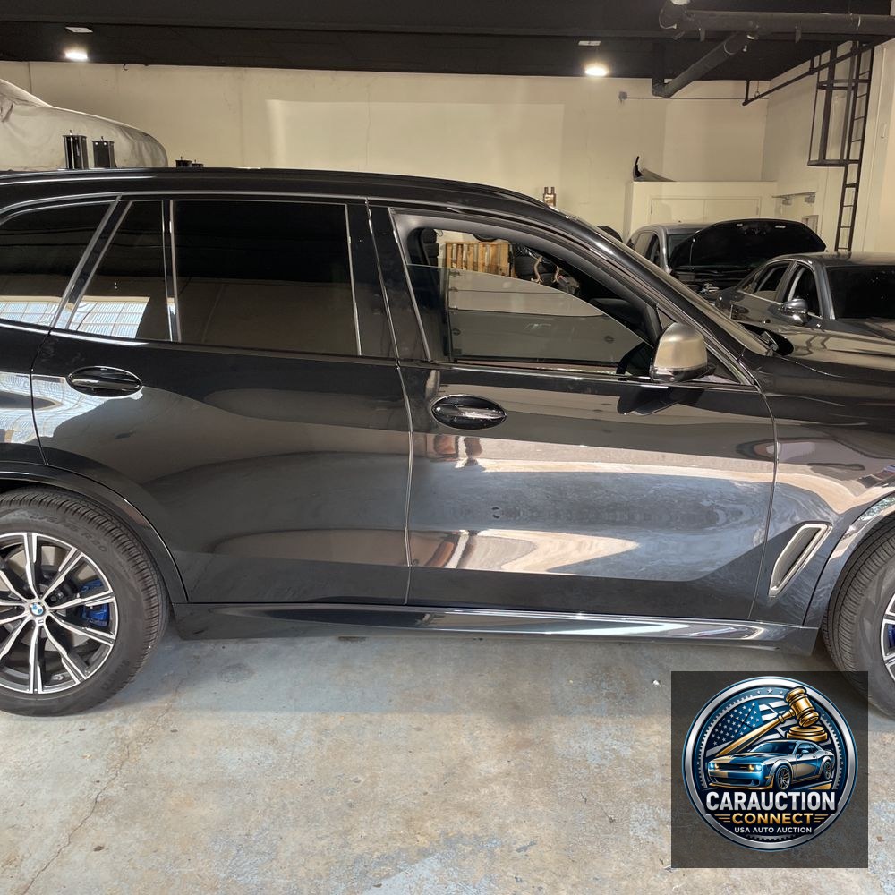 2022 BMW X5 M50i