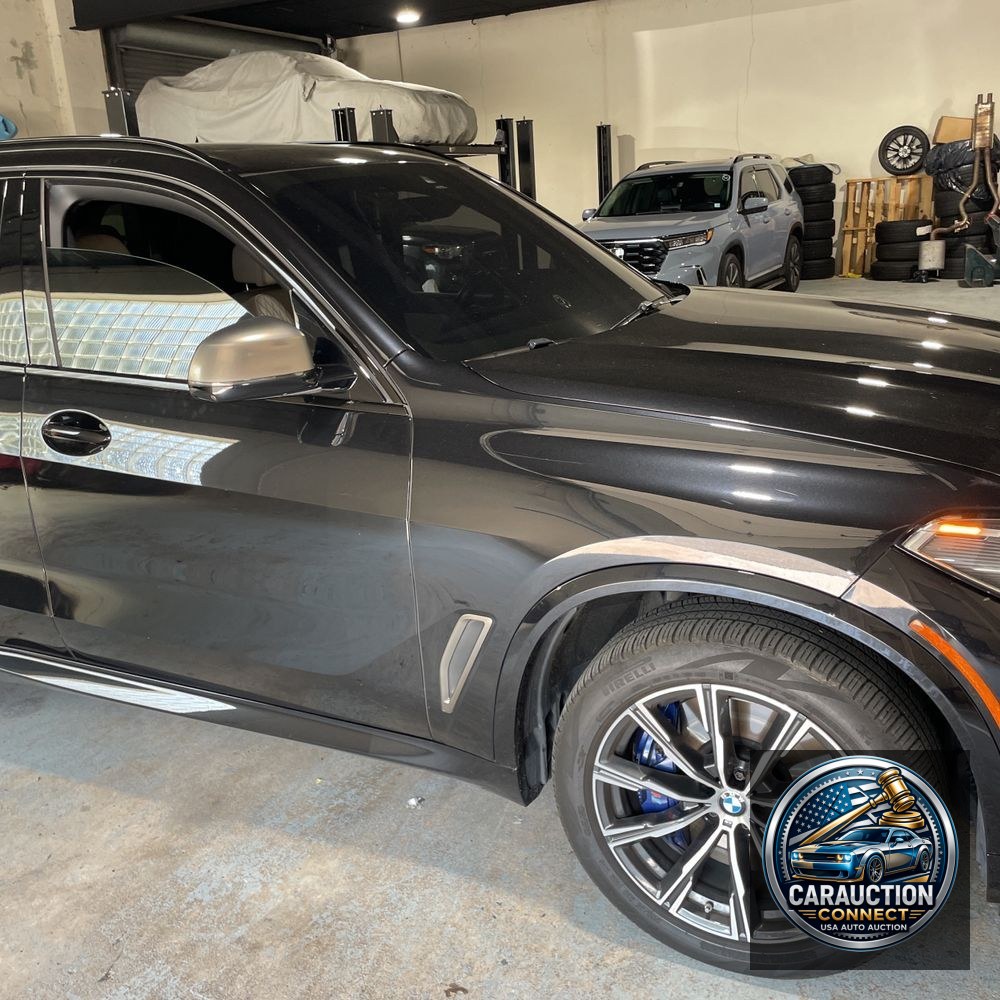 2022 BMW X5 M50i