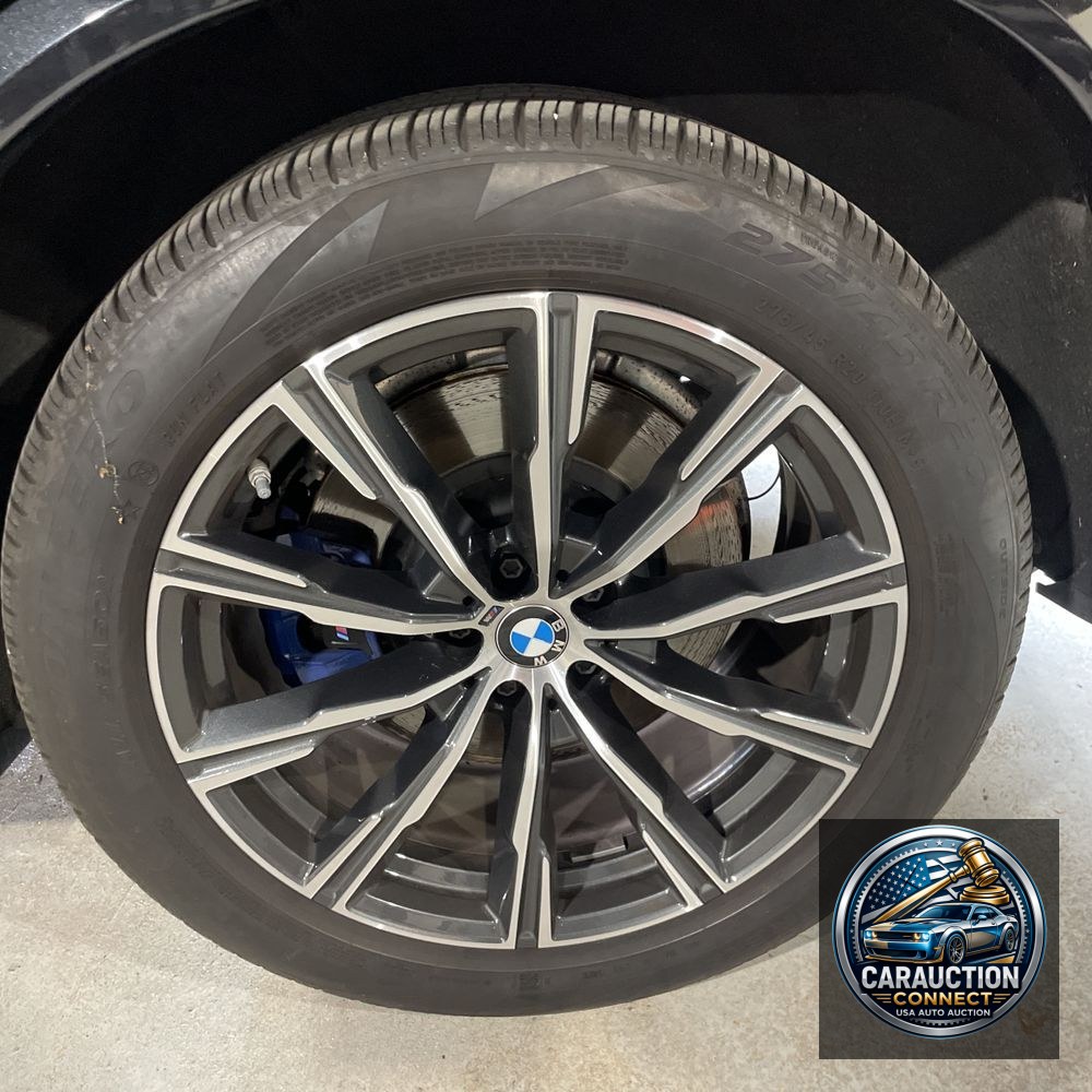 2022 BMW X5 M50i