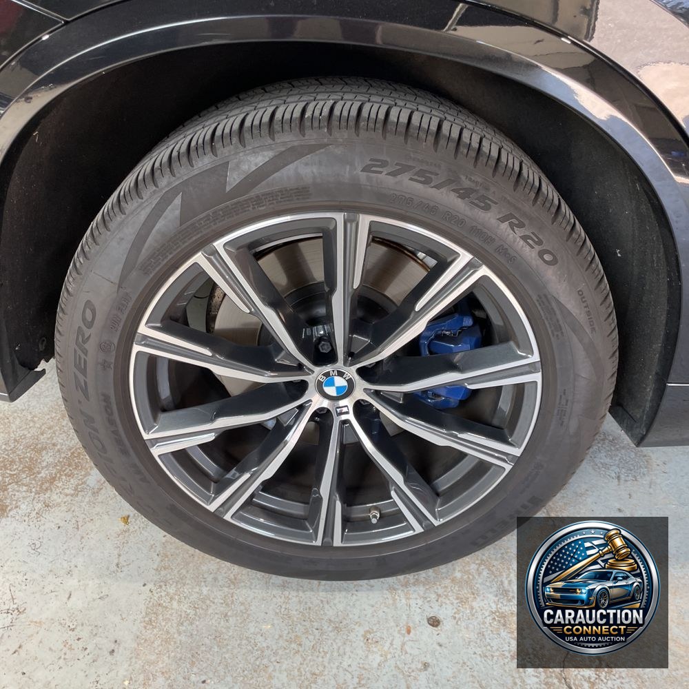 2022 BMW X5 M50i