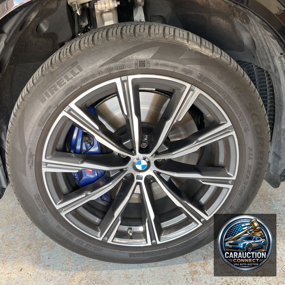 2022 BMW X5 M50i