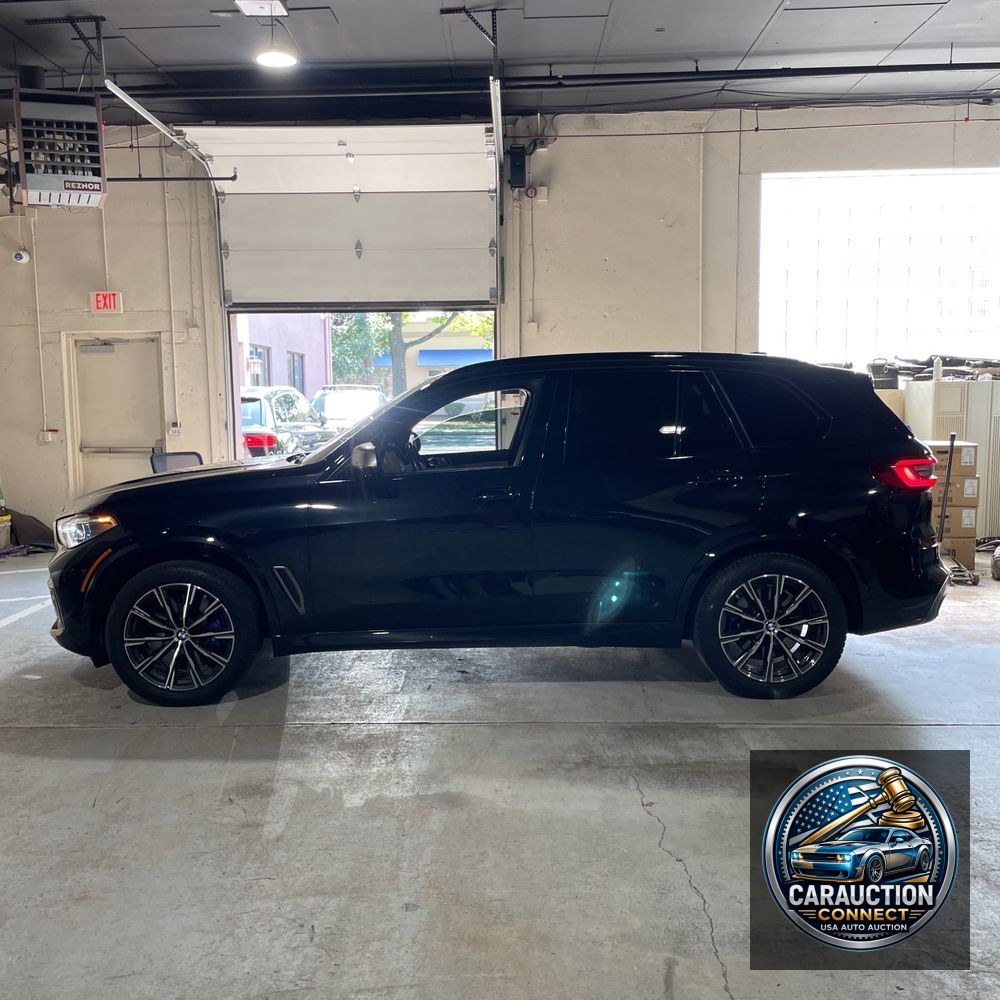 2022 BMW X5 M50i