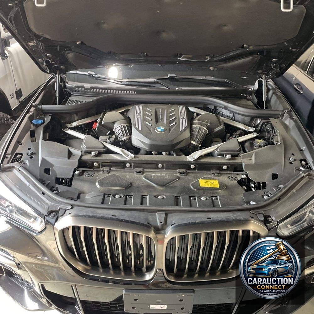 2022 BMW X5 M50i