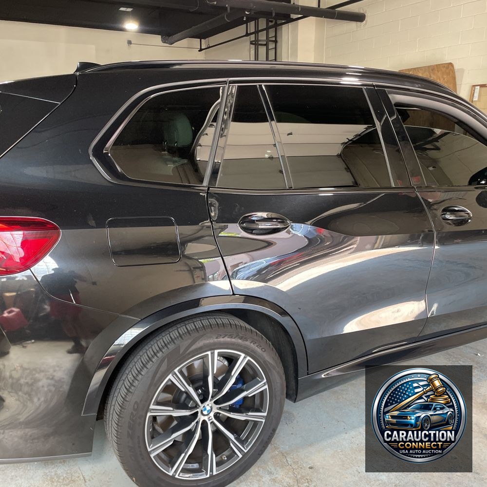 2022 BMW X5 M50i
