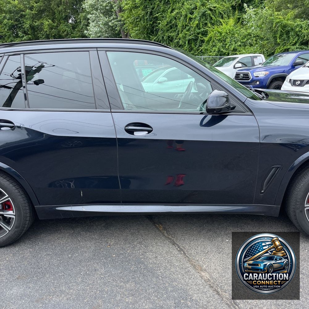 2022 BMW X5 M50i
