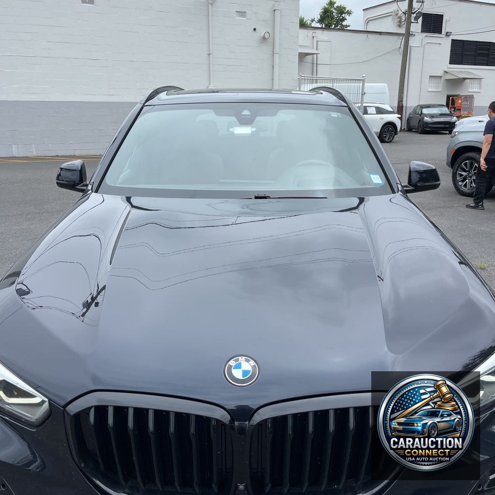 2022 BMW X5 M50i