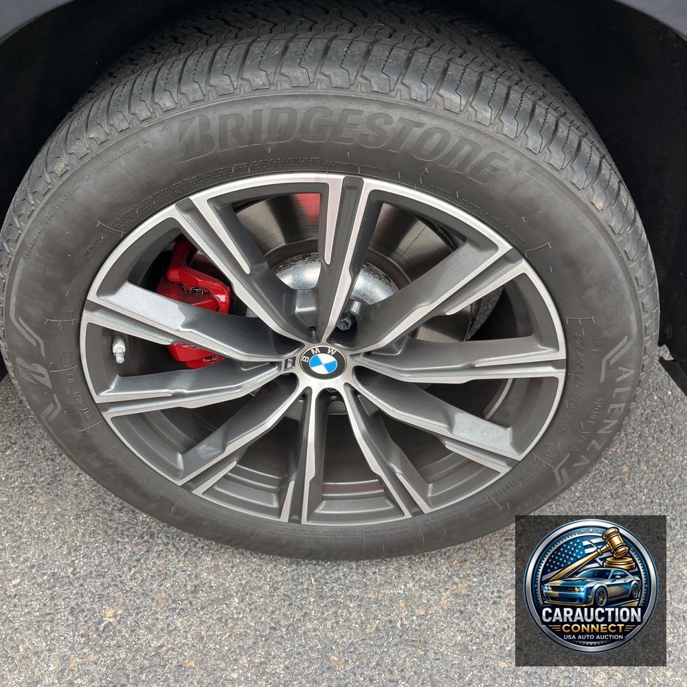 2022 BMW X5 M50i