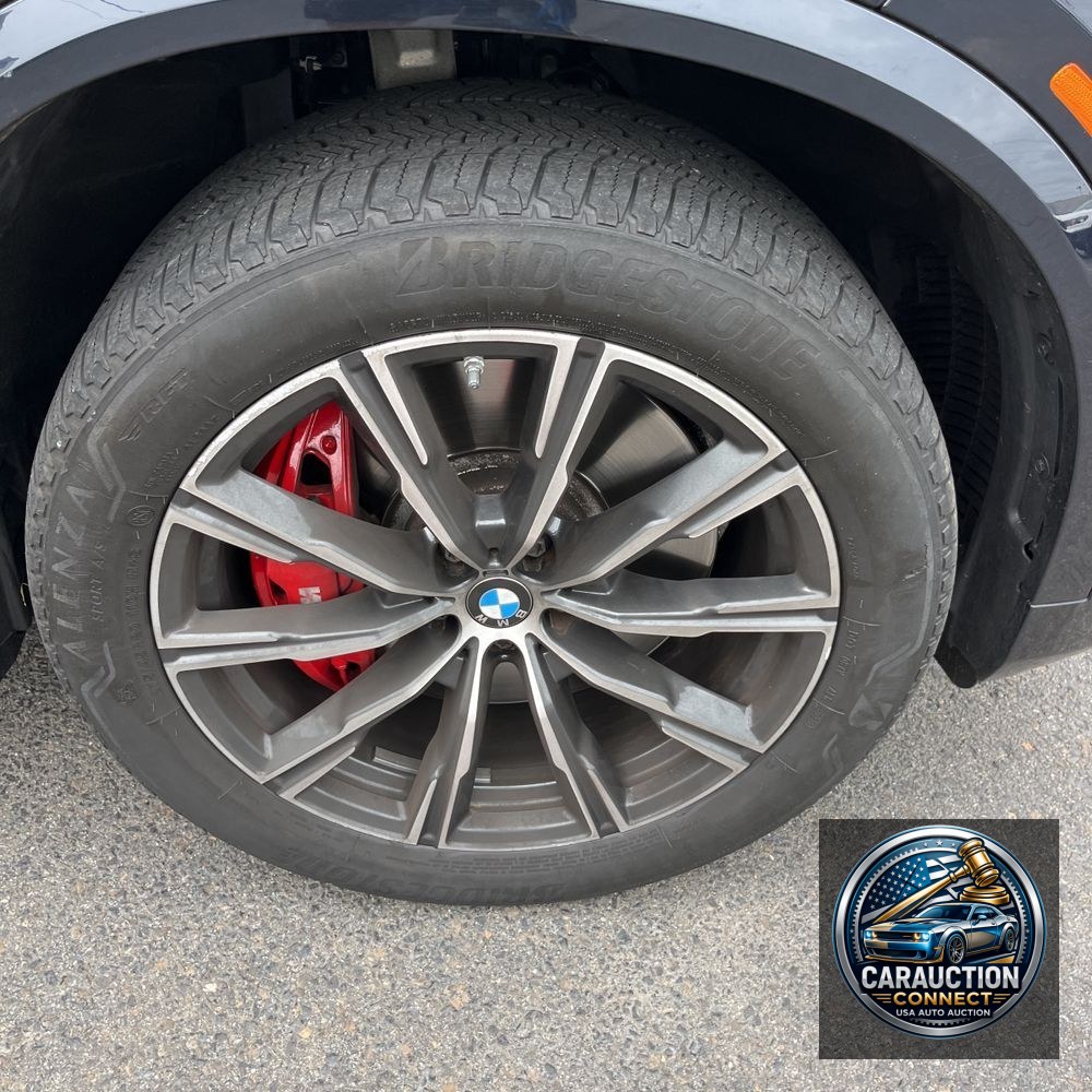 2022 BMW X5 M50i