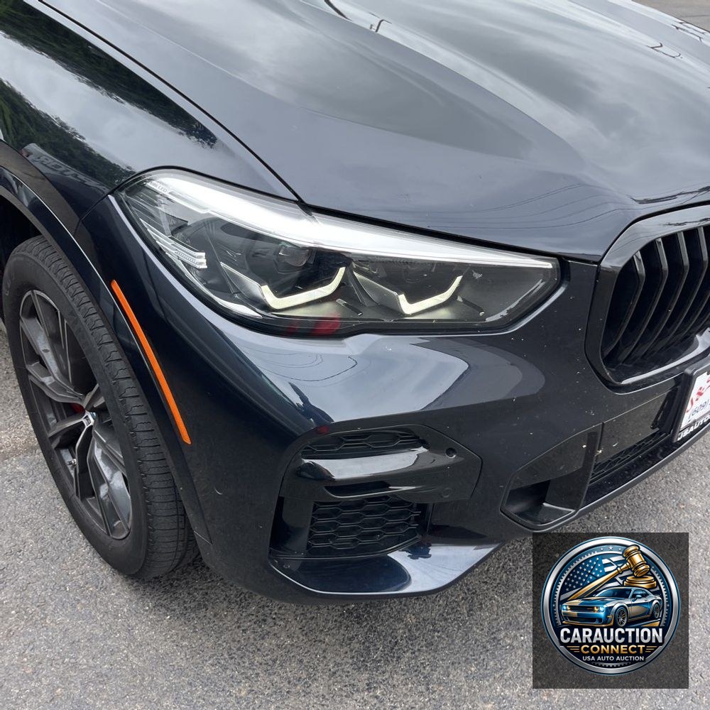 2022 BMW X5 M50i