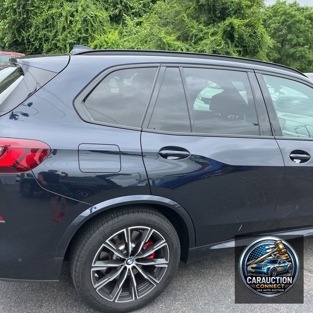 2022 BMW X5 M50i