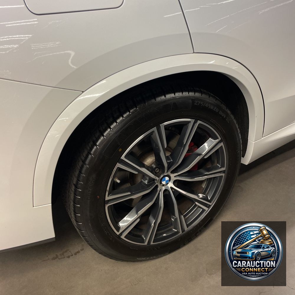 2022 BMW X5 M50i