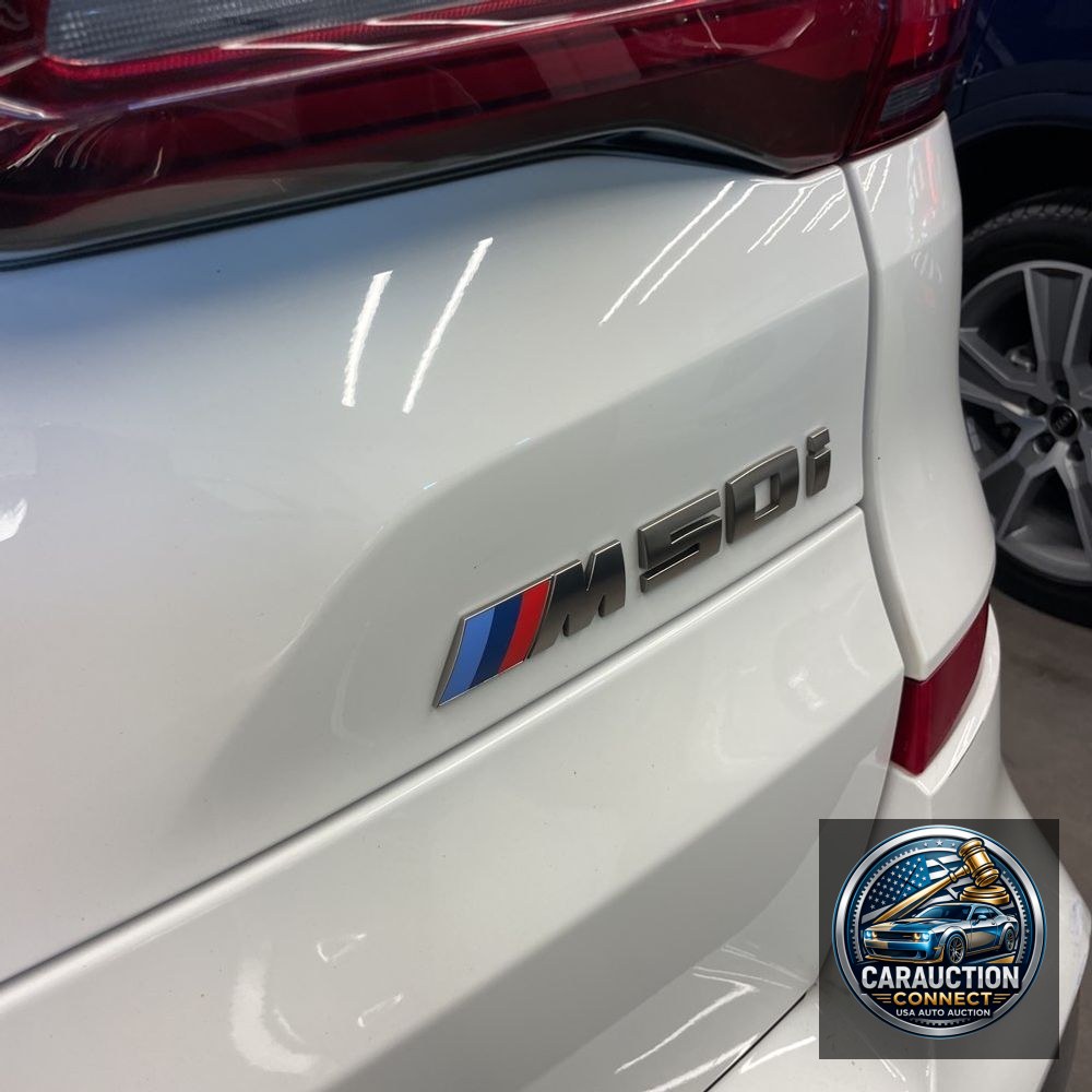 2022 BMW X5 M50i