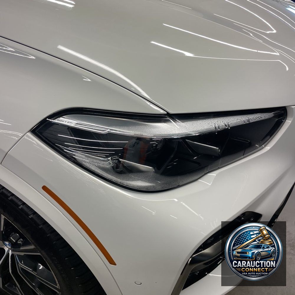 2022 BMW X5 M50i