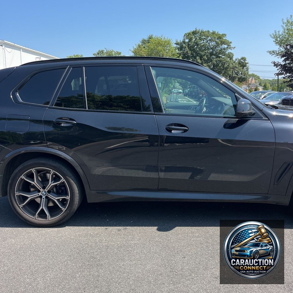 2023 BMW X5 M50i