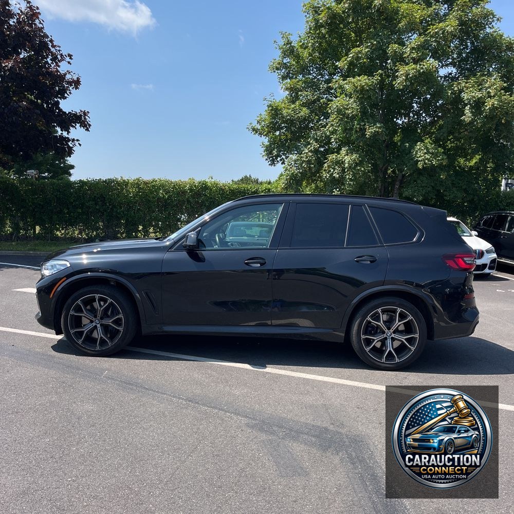 2023 BMW X5 M50i