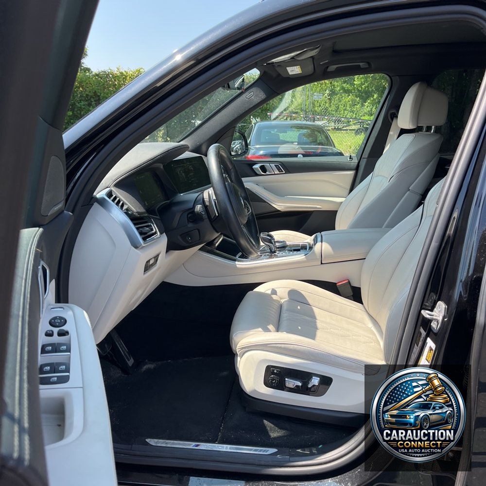 2023 BMW X5 M50i