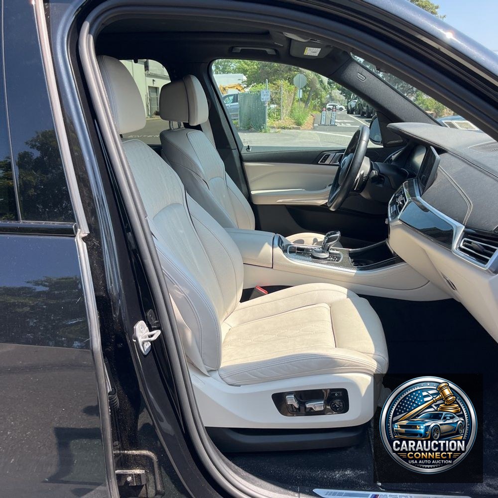 2023 BMW X5 M50i