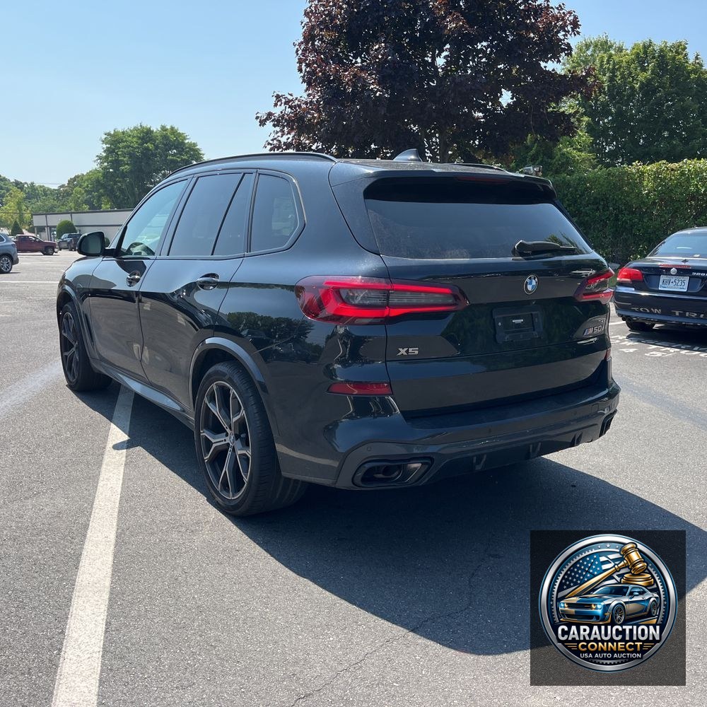 2023 BMW X5 M50i