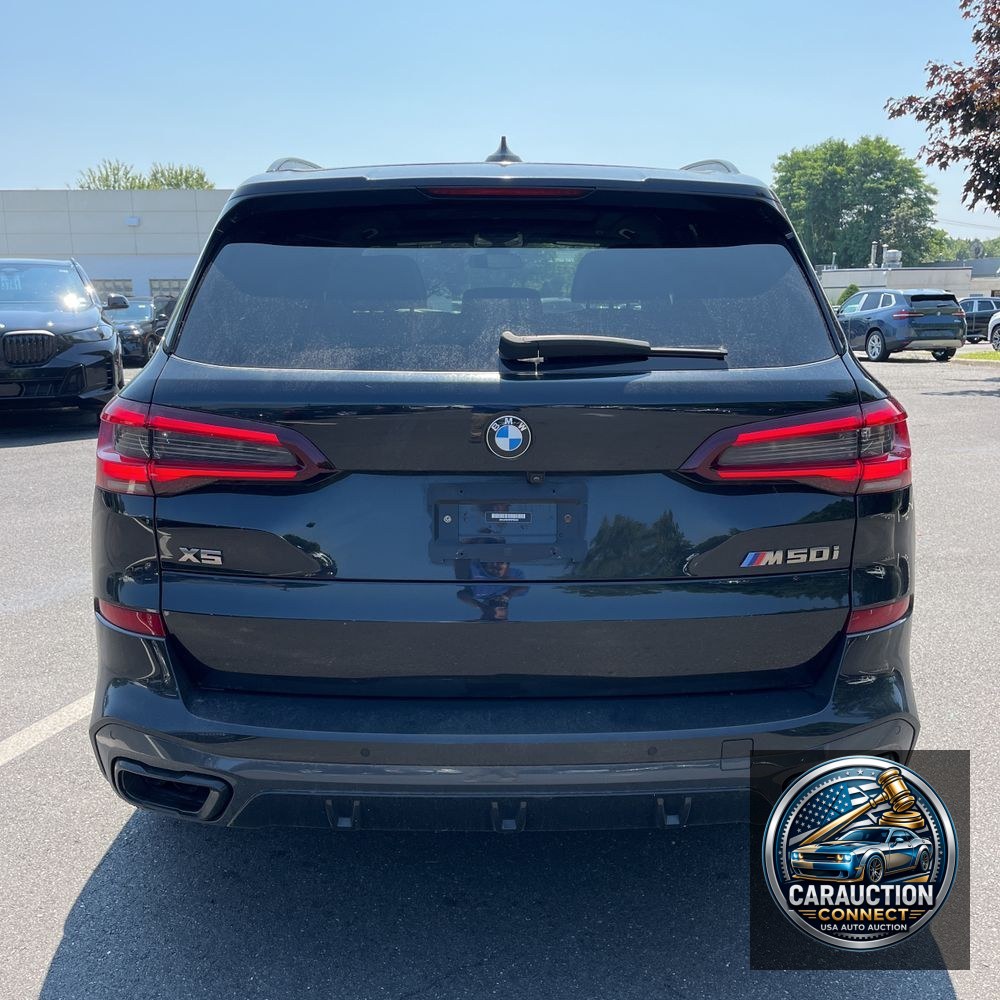 2023 BMW X5 M50i