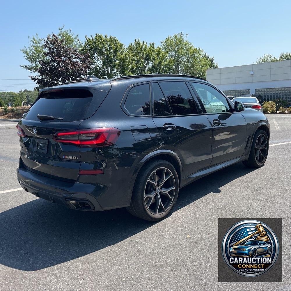 2023 BMW X5 M50i